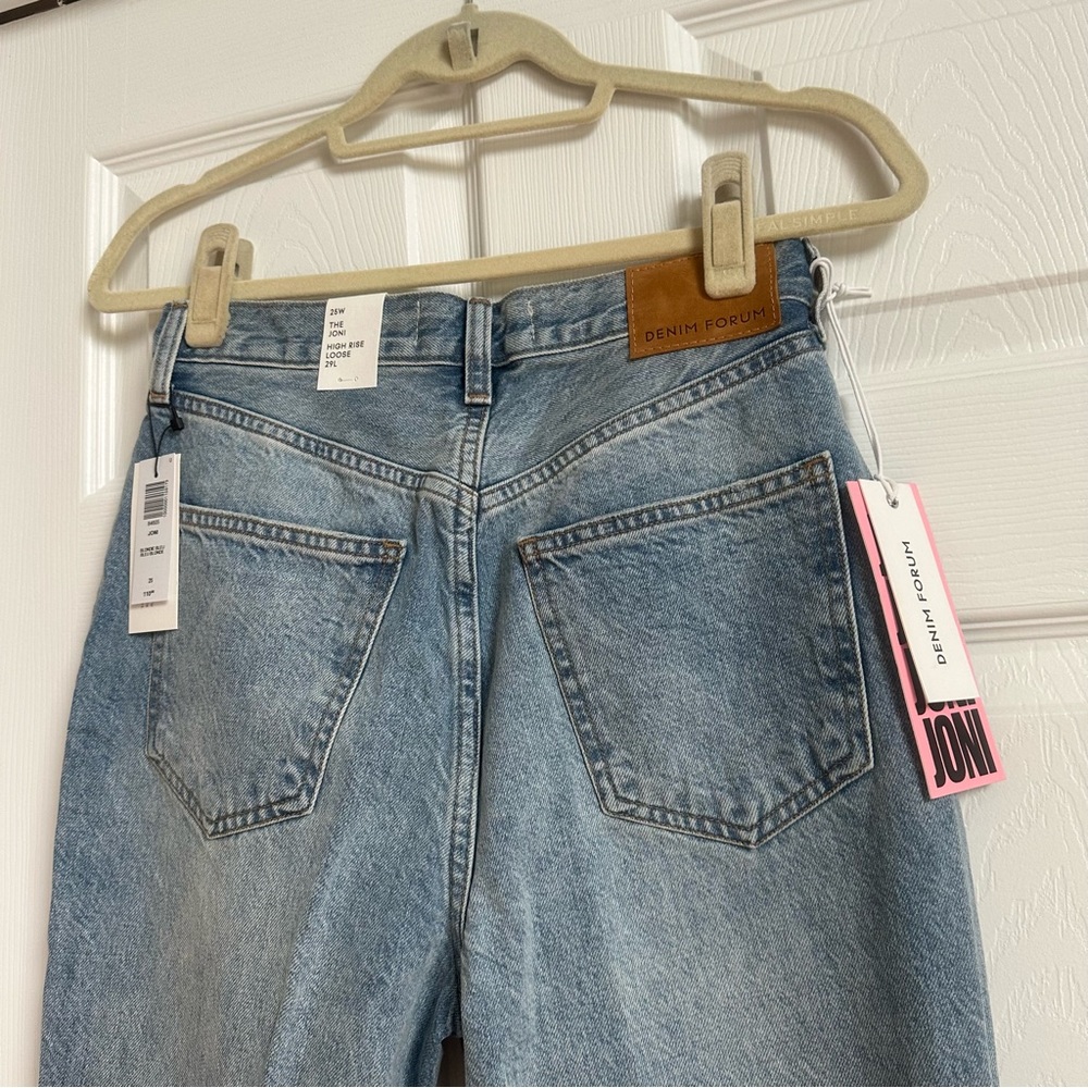 Aritzia Denim Forum The Joni High Rise Loose Jeans - Picture 8 of 16